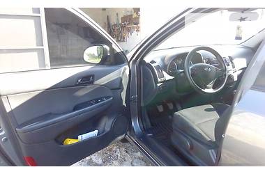 Хэтчбек Hyundai i30 2010 в Бильмаке