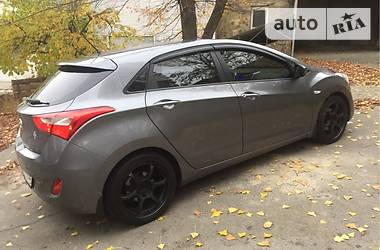 Хэтчбек Hyundai i30 2012 в Киеве