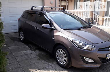 Универсал Hyundai i30 2013 в Мукачево