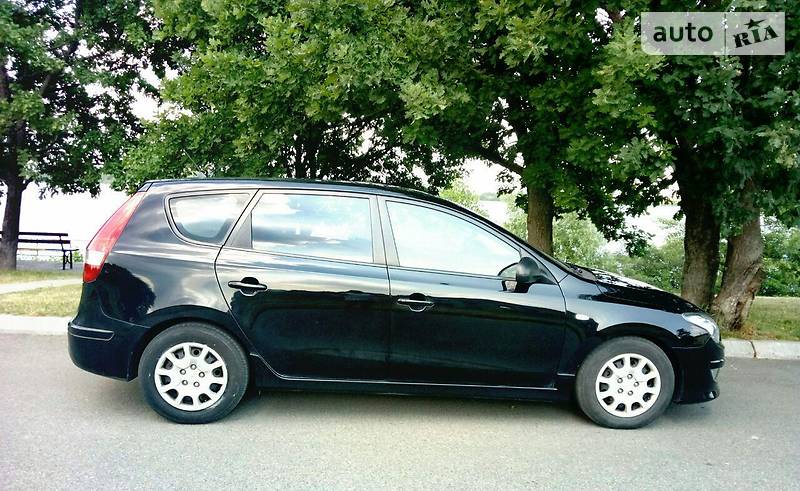 Універсал Hyundai i30 2011 в Києві фото 4 Універсал Hyundai i30 2011 в Києві