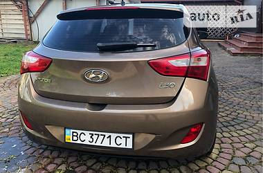 Хэтчбек Hyundai i30 2012 в Львове