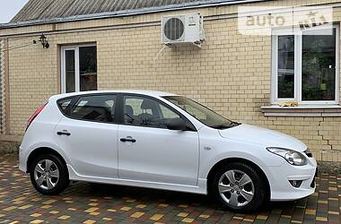 Хэтчбек Hyundai i30 2010 в Звенигородке