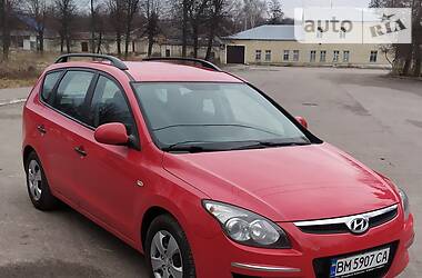 Универсал Hyundai i30 2009 в Шостке