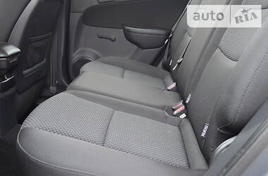 Хетчбек Hyundai i30 2009 в 