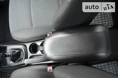Хетчбек Hyundai i30 2009 в 