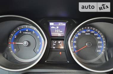 Хетчбек Hyundai i30 2014 в 
