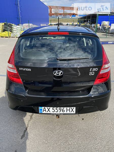 Хэтчбек Hyundai i30 2011 в Харькове