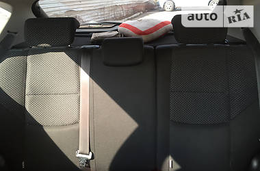 Хетчбек Hyundai i30 2010 в 