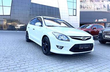 Універсал Hyundai i30 2011 в 