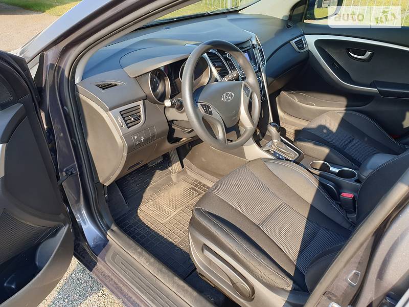 Хэтчбек Hyundai i30 2016 в Киеве