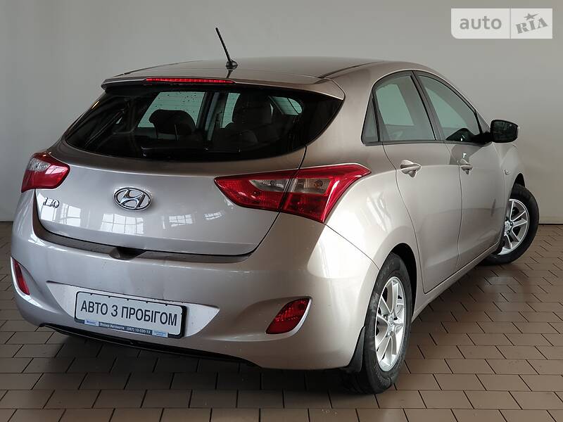 Хетчбек Hyundai i30 2016 в Києві