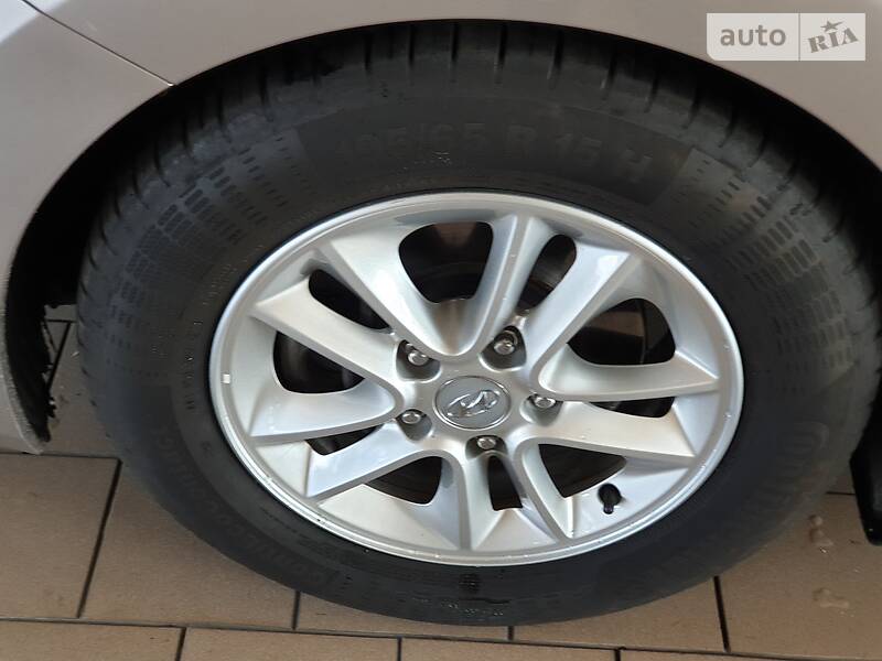 Хетчбек Hyundai i30 2016 в Києві