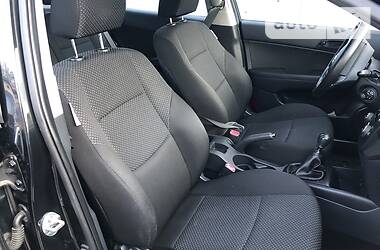Хетчбек Hyundai i30 2009 в 