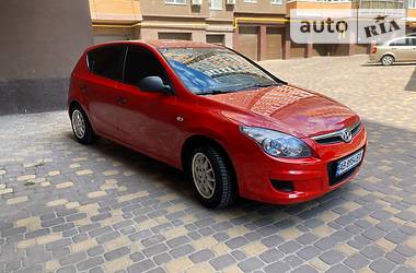 Хетчбек Hyundai i30 2008 в 
