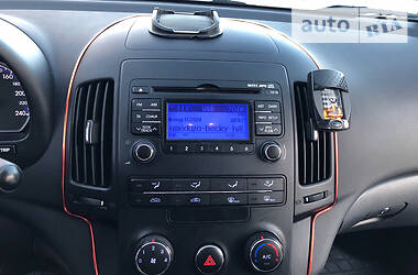 Хетчбек Hyundai i30 2011 в 