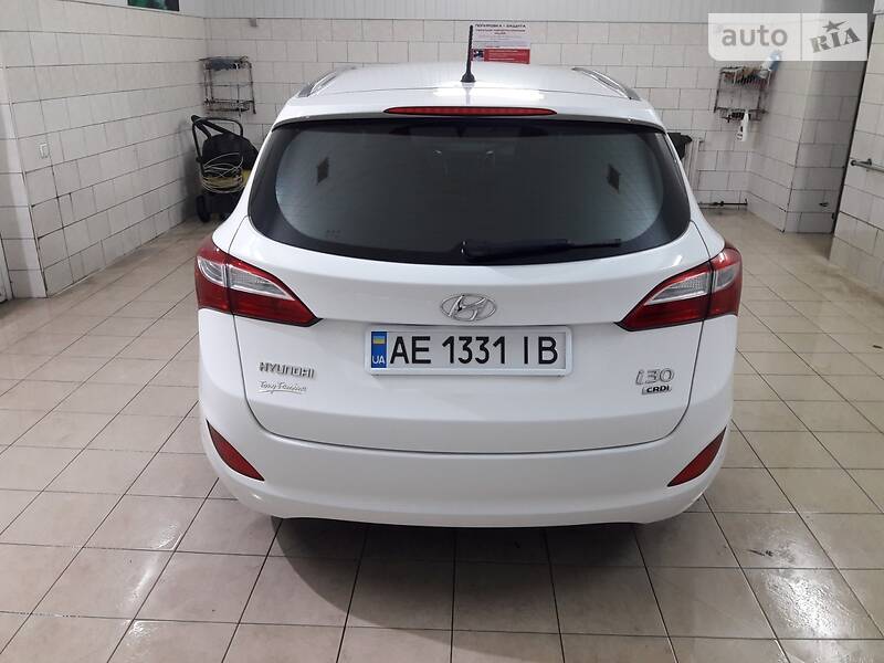 Універсал Hyundai i30 2013 в Дніпрі фото 7 Універсал Hyundai i30 2013 в Дніпрі