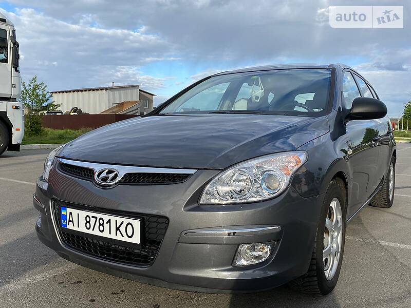 Універсал Hyundai i30 2009 в 