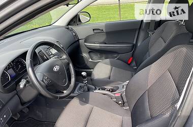 Універсал Hyundai i30 2009 в 