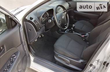 Седан Hyundai i30 2011 в 