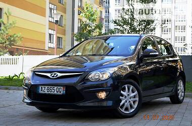 Хэтчбек Hyundai i30 2012 в Ивано-Франковске