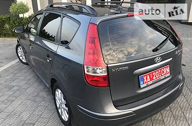 Универсал Hyundai i30 2010 в Стрые