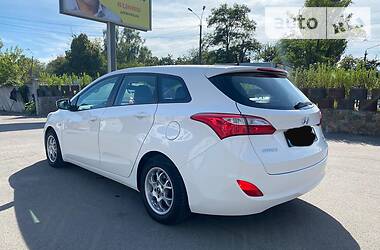 Універсал Hyundai i30 2014 в Вінниці