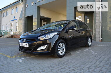 Универсал Hyundai i30 2014 в Стрые