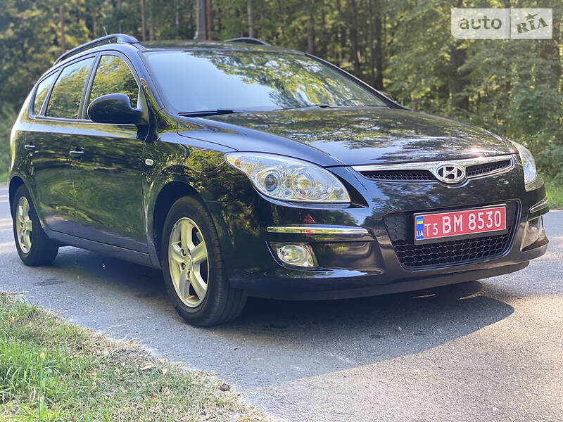 Універсал Hyundai i30 2008 в Житомирі