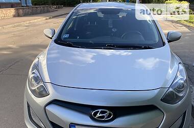 Хэтчбек Hyundai i30 2014 в Житомире