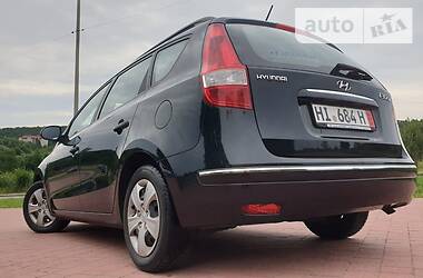 Універсал Hyundai i30 2009 в 