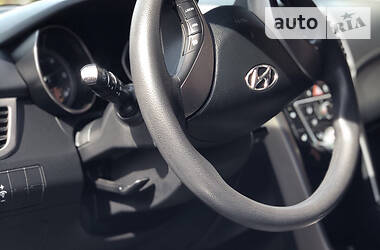 Хэтчбек Hyundai i30 2014 в 
