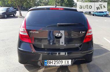 Хэтчбек Hyundai i30 2010 в Одессе