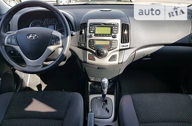 Универсал Hyundai i30 2010 в Одессе