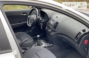 Универсал Hyundai i30 2008 в Ровно