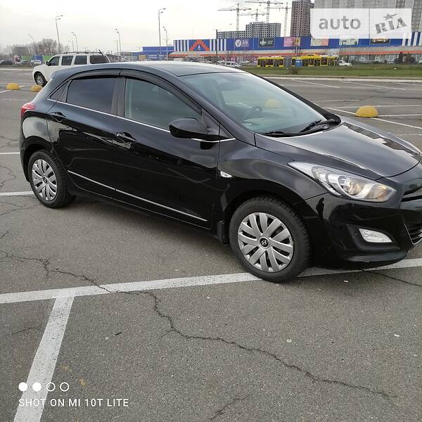 Хетчбек Hyundai i30 2012 в Києві фото 24 Хетчбек Hyundai i30 2012 в Києві