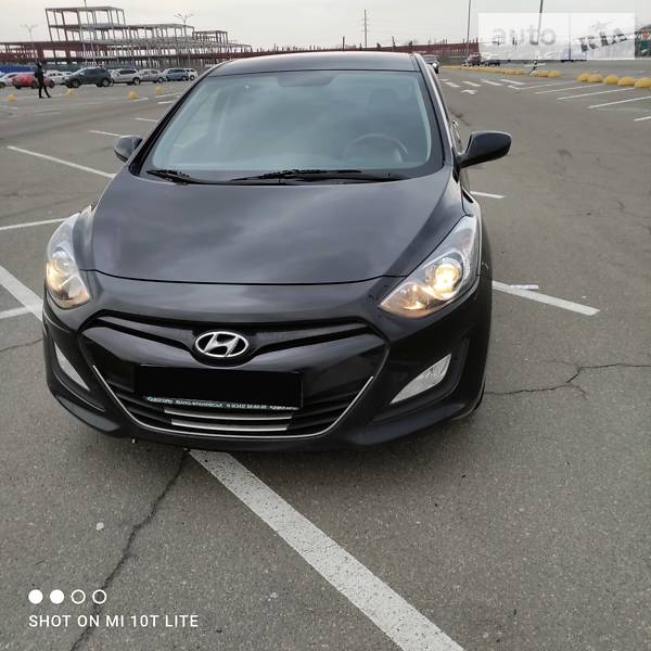 Хетчбек Hyundai i30 2012 в Києві фото 19 Хетчбек Hyundai i30 2012 в Києві