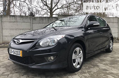 Хэтчбек Hyundai i30 2011 в Ровно