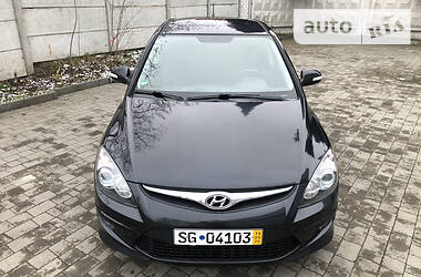 Хэтчбек Hyundai i30 2011 в Ровно