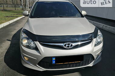 Хэтчбек Hyundai i30 2011 в Киеве