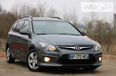 Універсал Hyundai i30 2011 в Трускавці