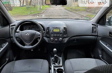 Хэтчбек Hyundai i30 2011 в Днепре