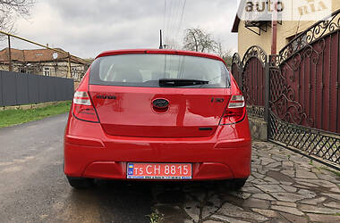 Хэтчбек Hyundai i30 2010 в Мукачево