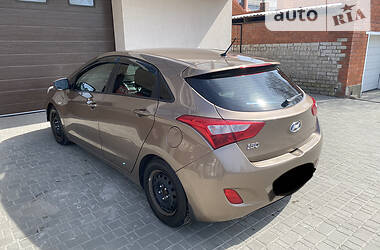 Хэтчбек Hyundai i30 2013 в Днепре