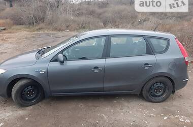 Универсал Hyundai i30 2010 в Одессе