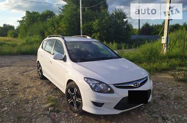 Универсал Hyundai i30 2011 в Ужгороде