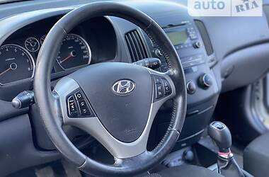 Хэтчбек Hyundai i30 2011 в Житомире