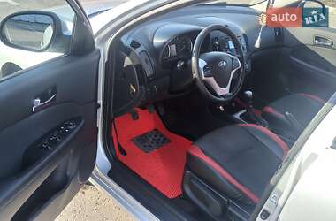 Универсал Hyundai i30 2008 в Запорожье