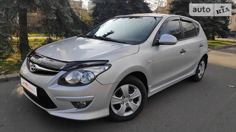 Хетчбек Hyundai i30 2011 в Миколаєві