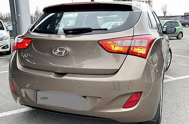 Хэтчбек Hyundai i30 2013 в Днепре