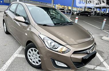 Хэтчбек Hyundai i30 2013 в Днепре